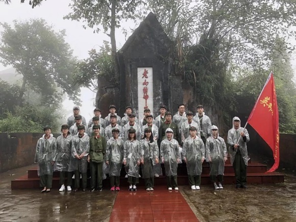 微信图片_201809181205013333.jpg